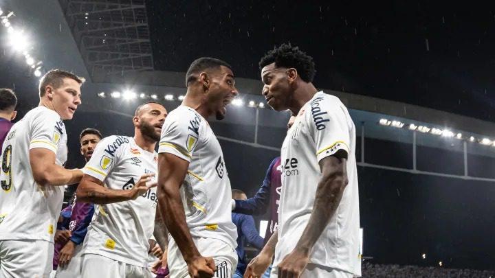 Pela Série B, Vila Nova x Santos terá transmissão do Premiere. (Foto: Divulgação/Santos) onde assistir ao vivo